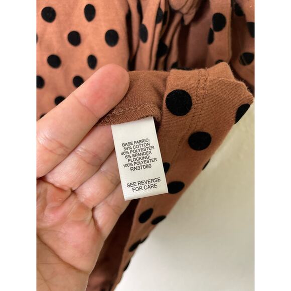 Amazon Boutique Polka Dot Short Sleeve Shirt Womens size xsmall - Picture 5 of 6